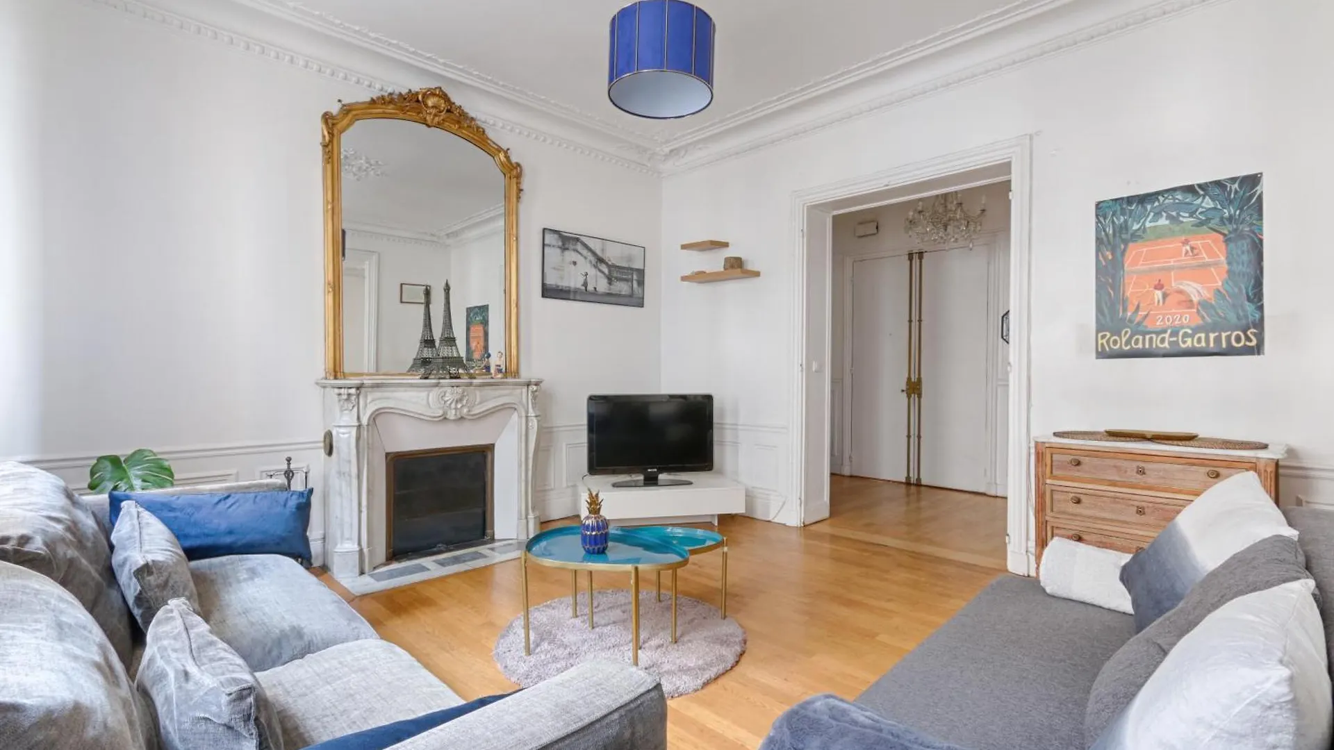Victor Hugo Trocadero Luxury Apartment 4Br Paris 0*,  France