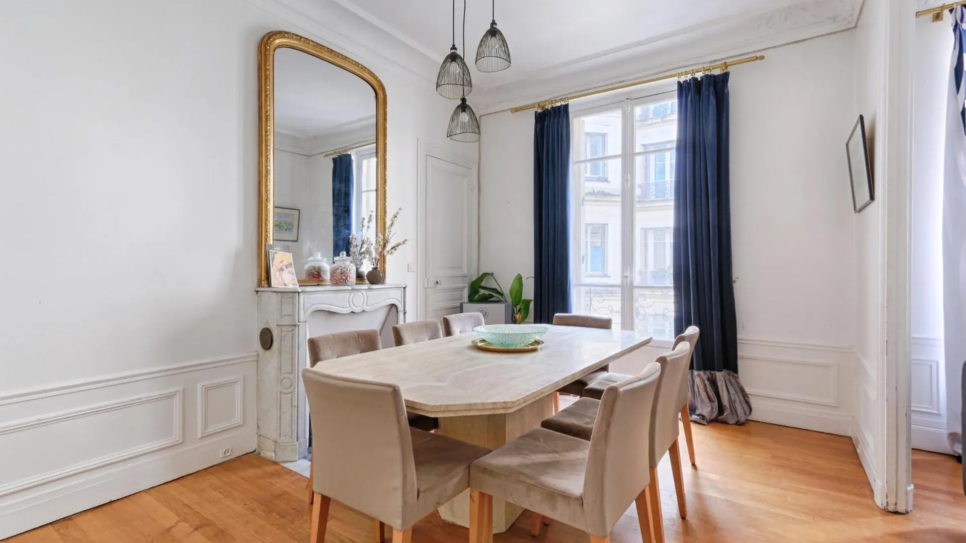 Victor Hugo Trocadero Luxury Apartment 4Br 파리 프랑스